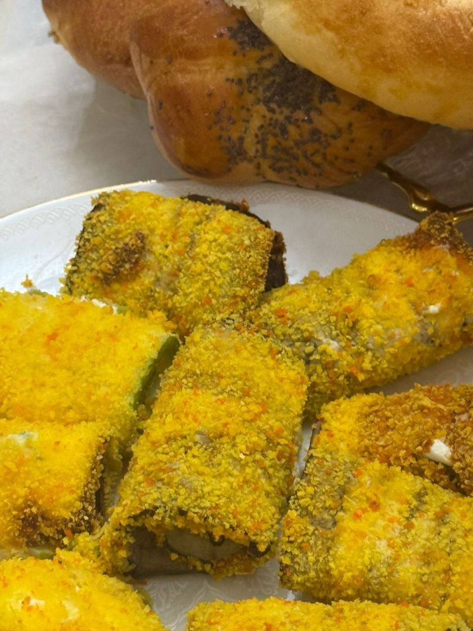 Рулет с баклажанами